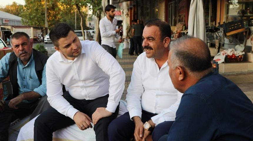 Milletvekili Toprak Kahta esnafıyla bir araya geldi