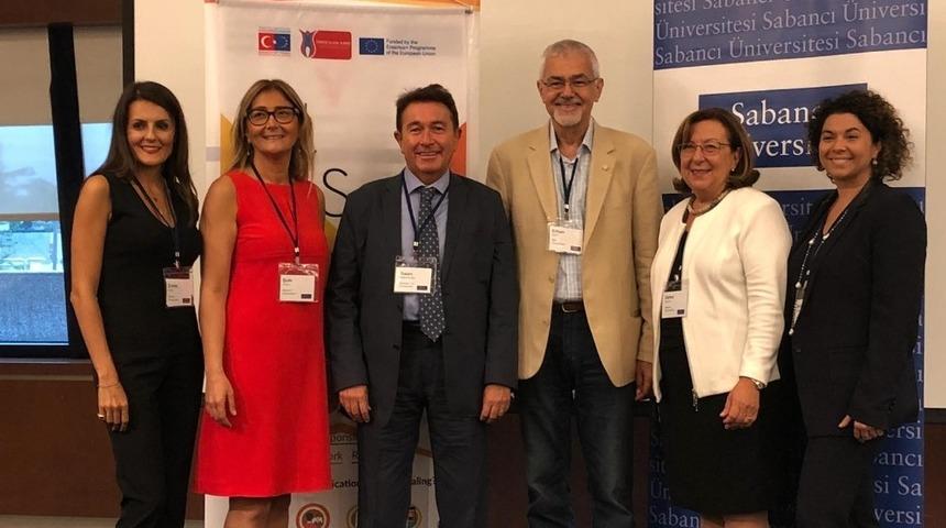 &ldquo;Y&rdquo; Kuşağının Yetkinlik Gelişimi ve Sosyal Medyada Kişisel Markalaşması Projesi