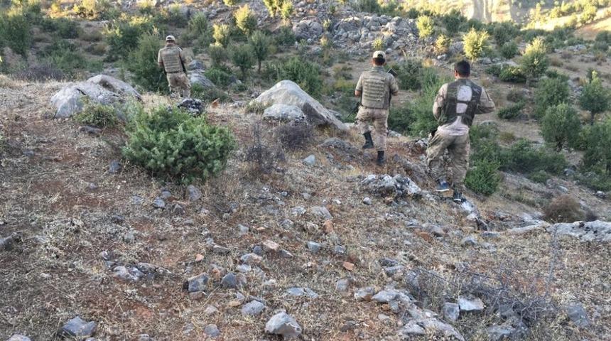 Kaybolan engelli vatandaşı jandarma buldu