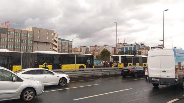 Fotoğraflar//Okmeydanı'nda metrobüs kazası