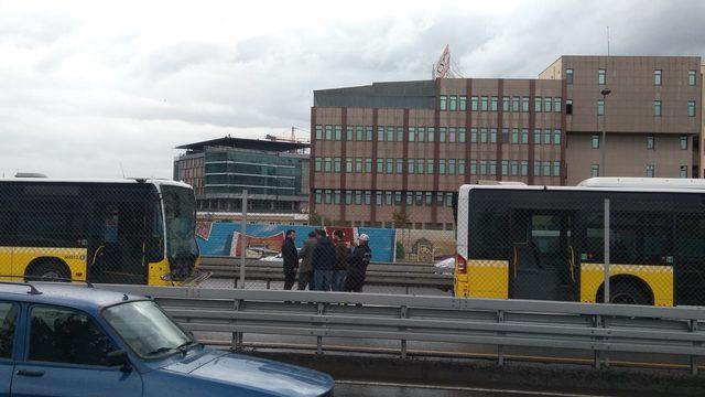 Fotoğraflar//Okmeydanı'nda metrobüs kazası