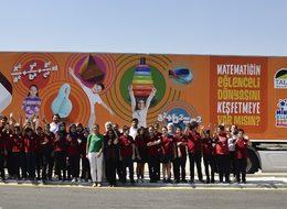 Tales Matematik Müzesi Gezici TIR'ı öğrencilerle buluşuyor