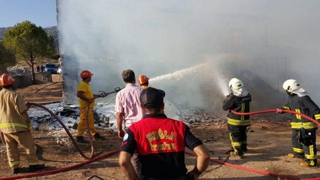 Tüpten sızan gazı son anda fark etti, yanmaktan kurtuldu