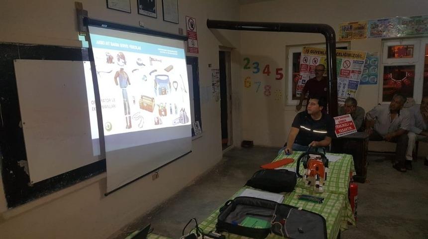 Selendi&rsquo;de ağa&ccedil; kesme ve boylama kursu