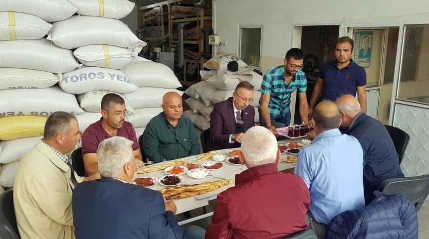 Belediye Başkanı Se&ccedil;en, zahire pazarı esnafı ile  buluştu