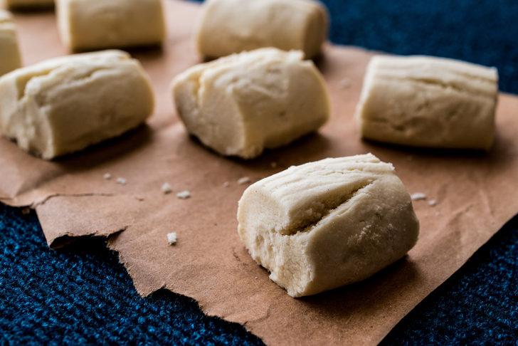 Ağızda dağılan un kurabiyesi tarifi! Pastane usulü un kurabiyesi nasıl yapılır, malzemeleri neler? İşte püf noktaları...