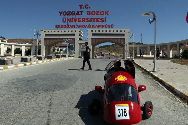 Bozok Üniversitesi'nde elektrikli araç gururu