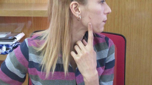 Kadın öğretmen, tramvayda uyardığı kadının saldırdığı iddiasıyla şikayetçi oldu