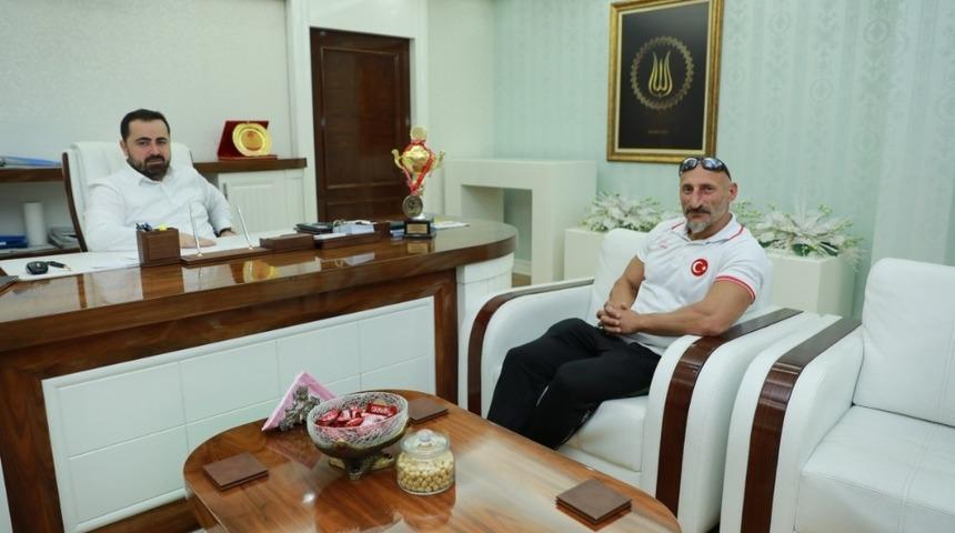 Pişken: "D&uuml;nya kupasını Fatsa&rsquo;ya getireceğim&rdquo;