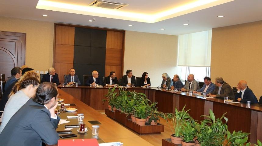 Gazetecilerden İlhami Yılmaz&rsquo;a ziyaret