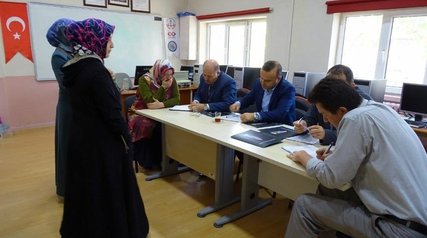 Hisarcık İl&ccedil;e Milli Eğitim M&uuml;d&uuml;rl&uuml;ğ&uuml;ne 16 temizlik g&ouml;revlisi alındı