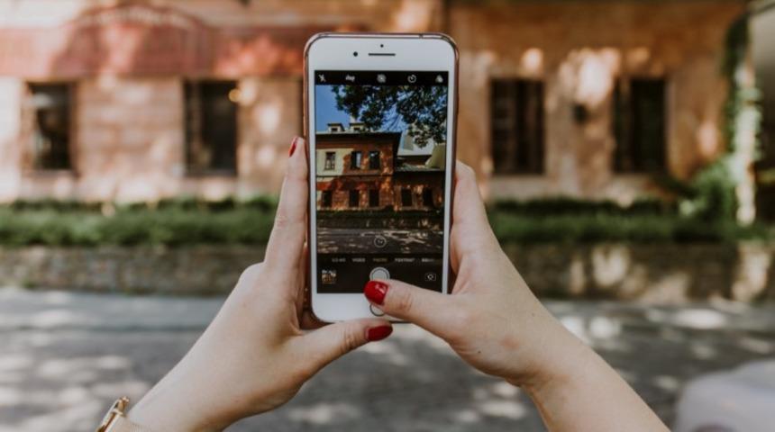 iPhone merakı mezara taşındı!