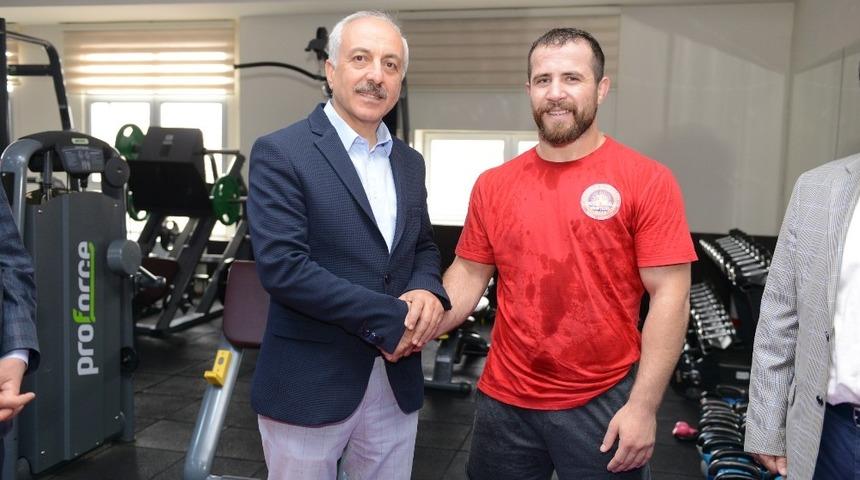 &Ccedil;orumlu g&uuml;reş&ccedil;i D&uuml;nya Şampiyonasına hazırlanıyor