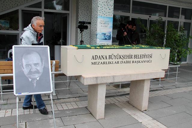 Oyuncu Yakup Yavru, Amasya'da yaptırdığı mezara defnedildi