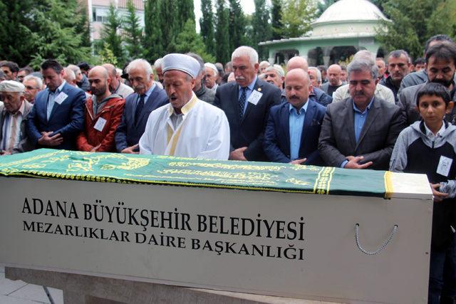 Oyuncu Yakup Yavru, Amasya'da yaptırdığı mezara defnedildi