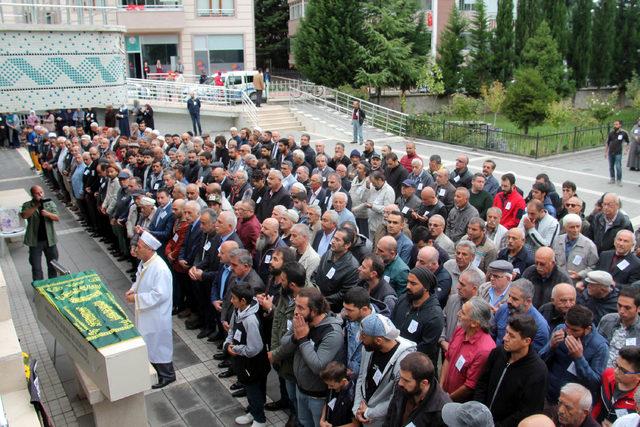 Oyuncu Yakup Yavru, Amasya'da yaptırdığı mezara defnedildi