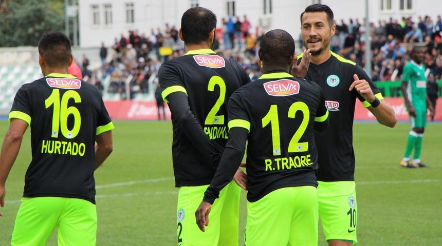 Konyaspor yönetiminden kırmızı kart gören Jahovic'e tepki!