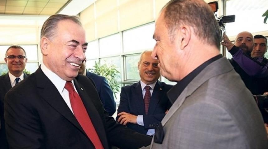 Galatasaray Başkanı Mustafa Cengiz canlı yayında a&ccedil;ıklamalarda bulundu