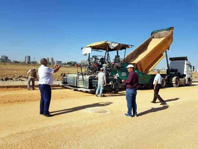 Yenişehir Belediyesi Fabrika Mahallesi’nde asfalt ve kaldırım çalışmaları devam ediyor 1