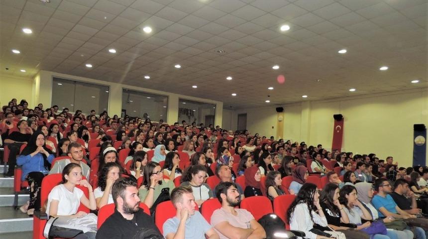 Trakya &Uuml;niversitesi Eğitim Fak&uuml;ltesi&rsquo;nde oryantasyon programı