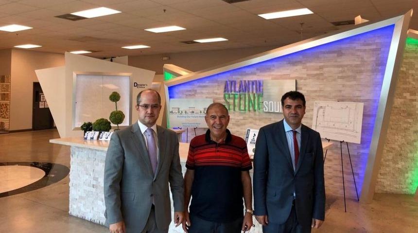 Kütahyalı iş adamı Hüsnü Olçar, ABD’de Türkiye’nin gururu oldu