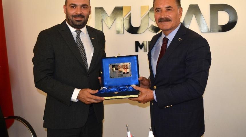 Tuna&rsquo;dan M&Uuml;SİAD&rsquo;a ziyaret