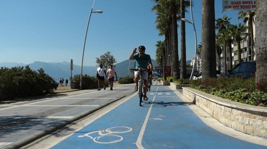 Bisiklet yolları i&ccedil;in 1000 kilometre geldiler