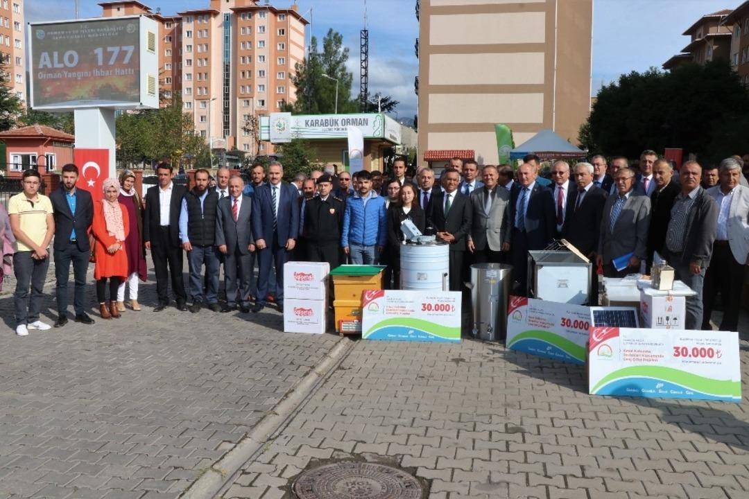 401 gen&ccedil; &ccedil;ift&ccedil;iye 12 milyon TL&rsquo;lik hibe