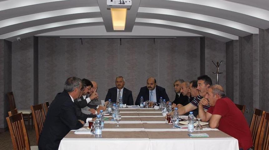 Aziziye’de muhtarlar zirvesi