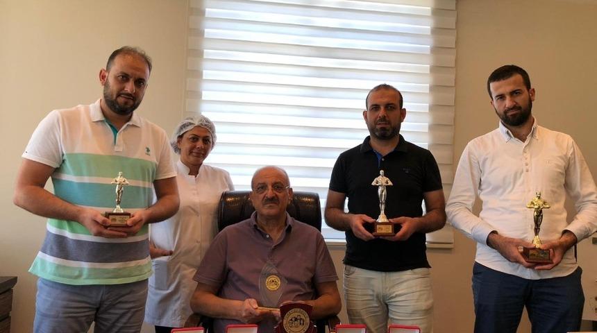 Çelik kuruyemiş’e, 5. kez ’’Altın Marka’’ ödülü verildi