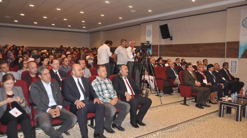 Bitlis'te, Uluslararası Sosyo-Ekonomik Araştırmaları Kongresi
