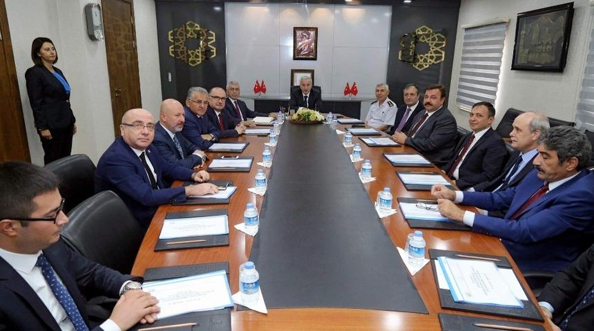 &Uuml;niversitelerin G&uuml;venliğine Y&ouml;nelik Değerlendirme Toplantısı Yapıldı