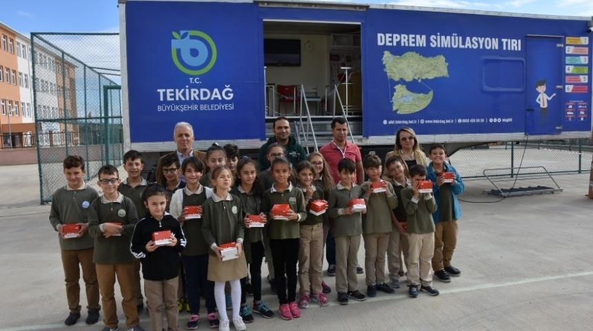 Tekirdağ’da çocuklara deprem eğitimi verildi