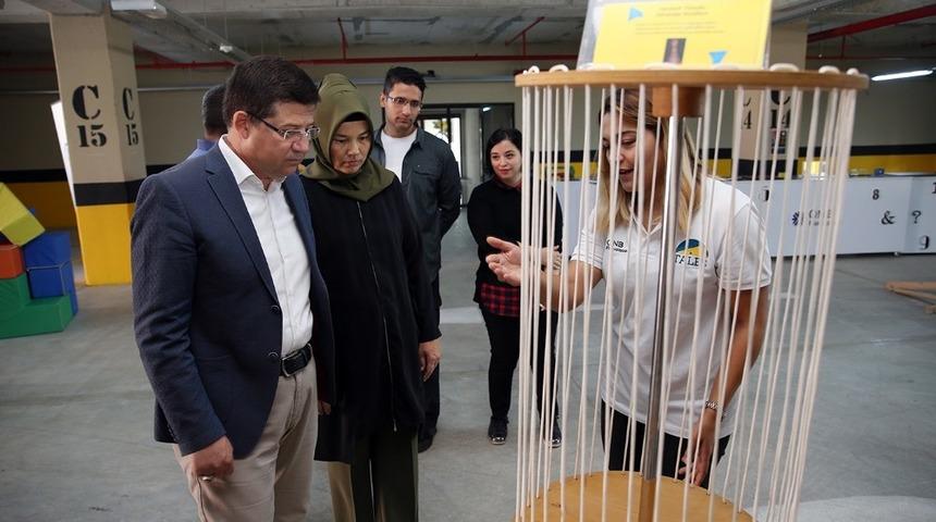 Tales Matematik M&uuml;zesi Gezici Tır&rsquo;ı Merkezefendi&rsquo;de