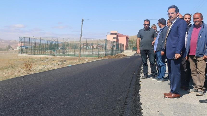 Sivas İl &Ouml;zel İdaresi kırsalda &ccedil;alışmalarını s&uuml;rd&uuml;r&uuml;yor