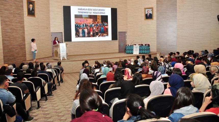 NE&Uuml; Sağlık Bilimleri ve Hemşirelik Fak&uuml;ltelerinde tanışma toplantısı ger&ccedil;ekleştirildi