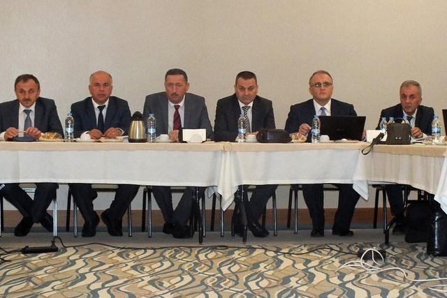 Trabzon Orman Bölge Müdürlüğü’nün değerlendirme toplantısı Gümüşhane’de yapıldı