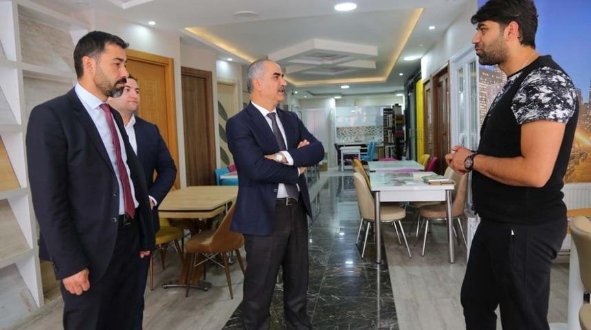 Başkan Aydın, esnaf gezilerini s&uuml;rd&uuml;rd&uuml;