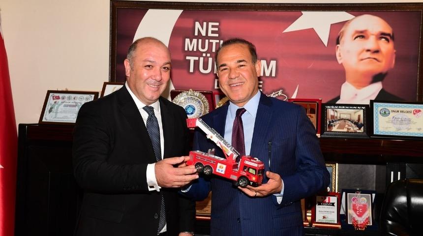 S&ouml;zl&uuml;: &ldquo;İtfaiye &ccedil;alışanlarımız &ouml;zveriyle g&ouml;revlerini ifa ediyorlar&rdquo;