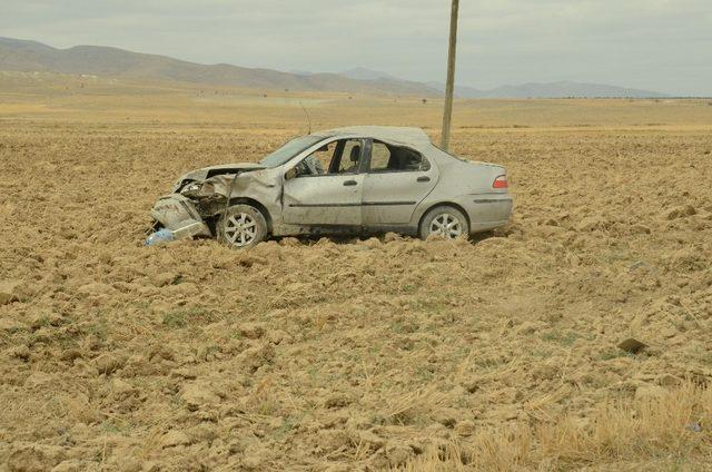 Günyüzü’nde trafik kazası, 2 yaralı