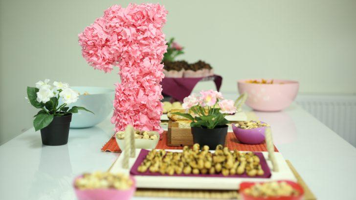 Kutlamalar İ&ccedil;in Harika Bir Dekoratif &Ccedil;i&ccedil;ek!