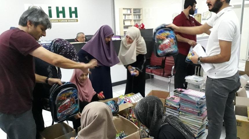 980 &ouml;ğrenciye kırtasiye yardımı yapıldı
