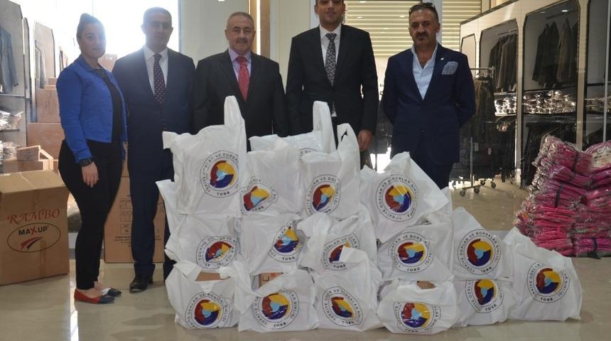 Y&Uuml;TSO&rsquo;dan 800 &ouml;ğrenciye ayakkabı yardımı