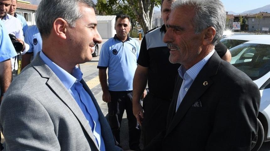 &Ccedil;ınar, Fethi Sekin&rsquo;in babasını ağırladı