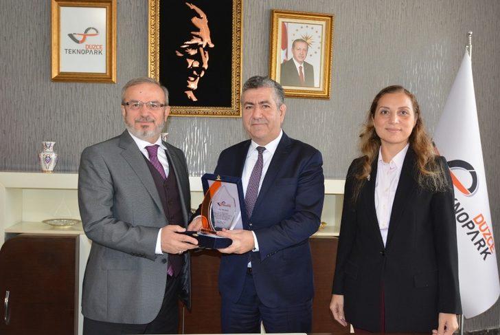 Sanayi ve Teknoloji Bakan Yardımcısı Dönmez Teknopark’ı ziyaret etti G3