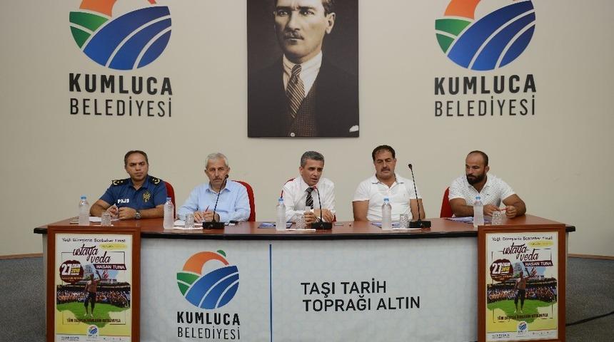 Başpehlivan Tuna&rsquo;ya j&uuml;bile g&uuml;reşi