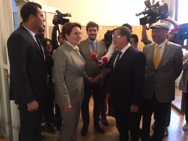 Akşener: Af teklifi, Rahşan affının kopyala-yapıştır şekli olarak g&ouml;r&uuml;l&uuml;yor 2