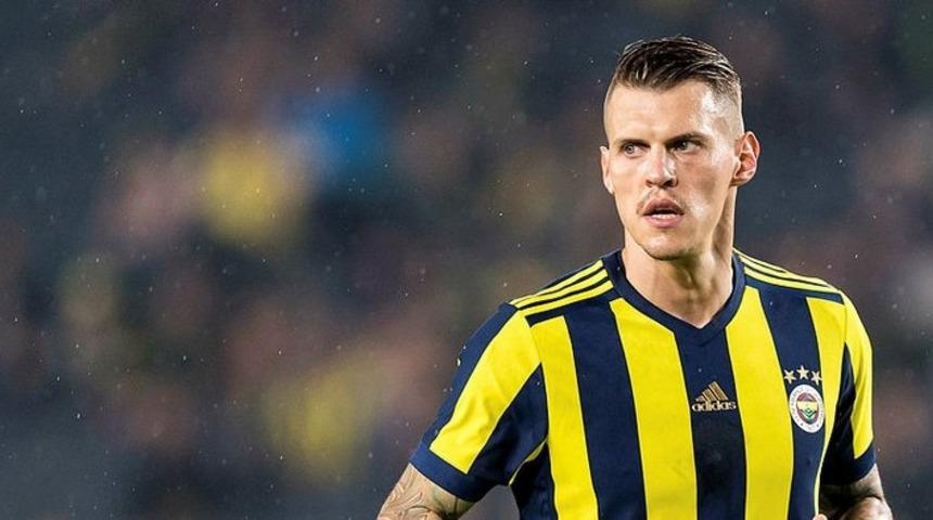 Fenerbahçe’ye Martin Skrtel’den kötü haber!
