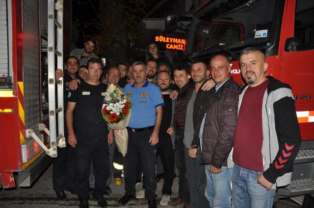 İtfaiye erlerine sürpriz kutlama