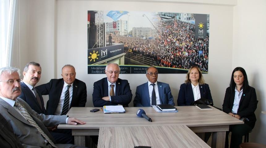 İYİ Parti Bursa Milletvekili Ahmet Erozan’dan yerel seçim açıklaması